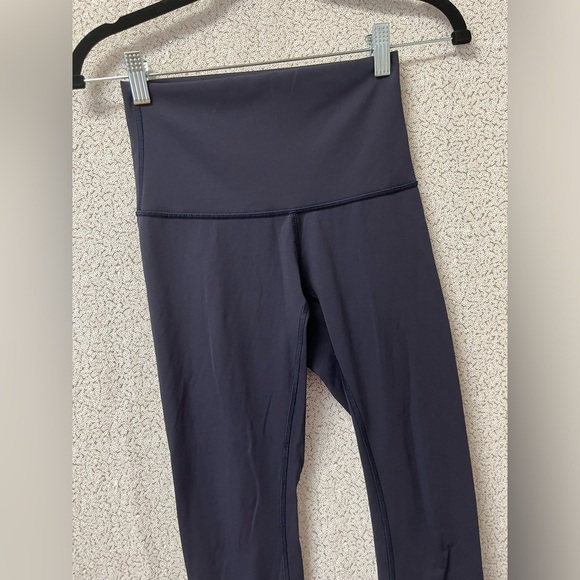 Lululemon Wunder Under Crop (High-Rise) *Full-On Luxtreme 21" Midnight Navy | 4 - Picture 2 of 10
